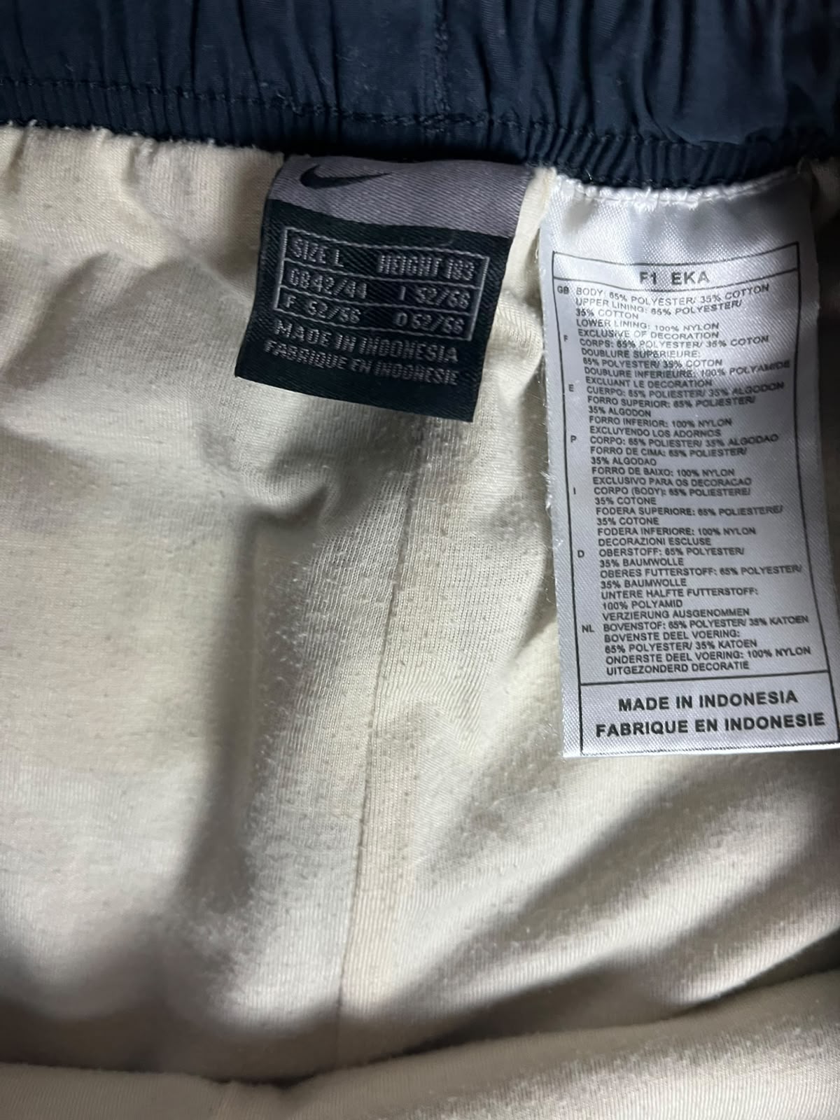 Vintage Nike 2000s  Baggy Trackpants Size L/XL